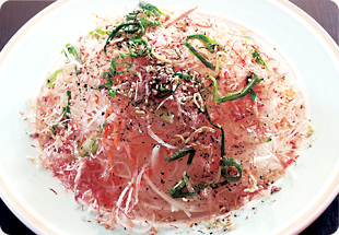 大根と玉ねぎの梅風味サラダ